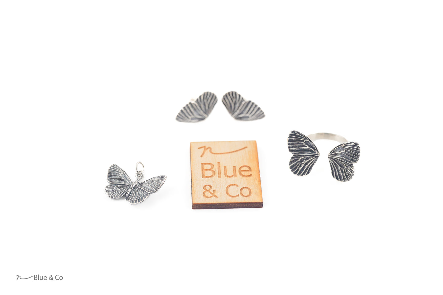 can be bought as a bundle at a discount